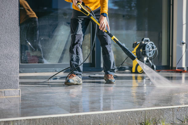 Why Choose Our Certified Pressure Washing Experts for Your Project Needs in Vashon, WA?